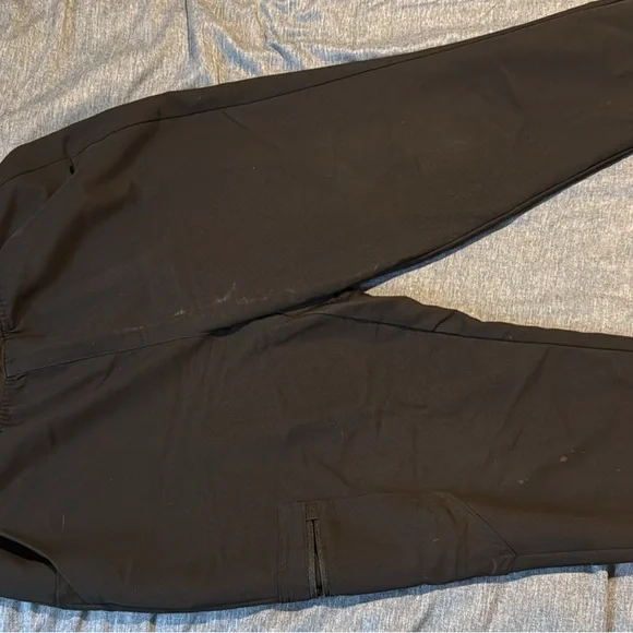 FIGS Black Technical Collection Joggers - Picture 3 of 4